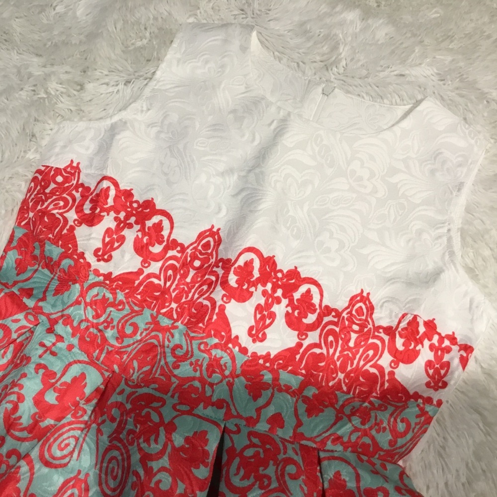 Beautiful Handmade Dress - Picture 4 of 6